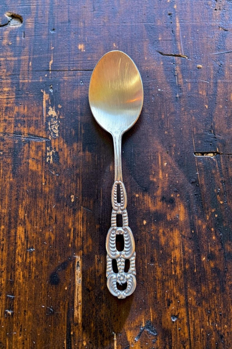 Vintage mokkaskjeer med dekor – 6 stk. – bilde 1